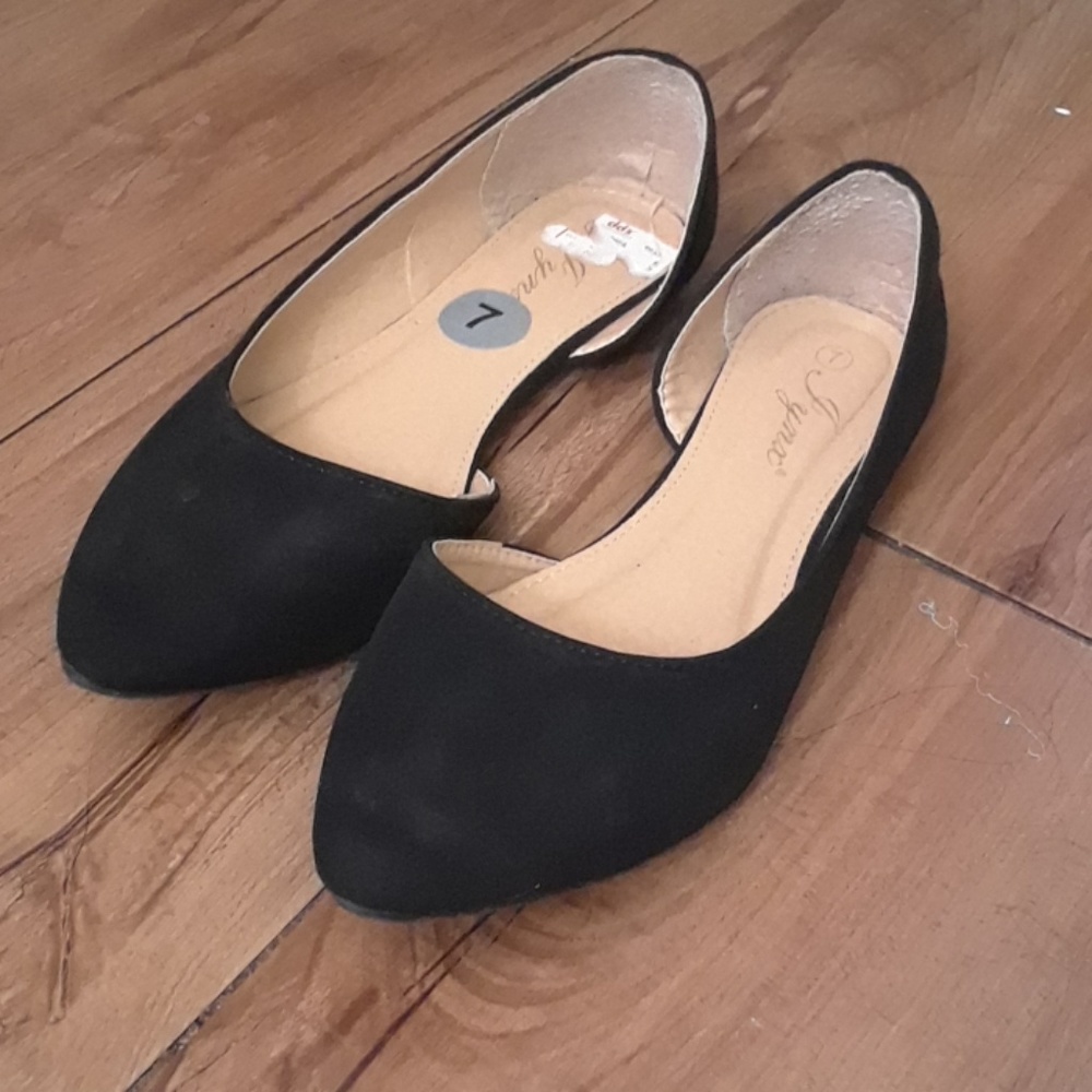 Black flats